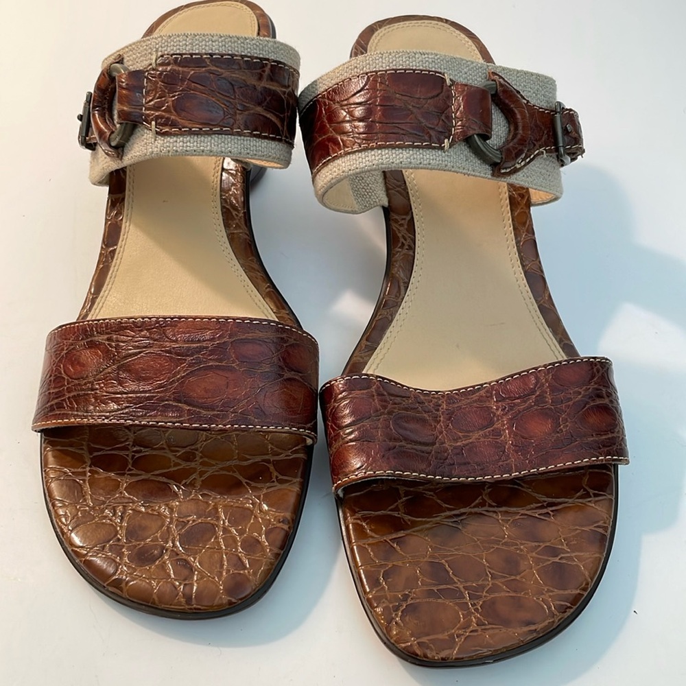 Liz Claiborne Leather and Fabric Sandals Size 10